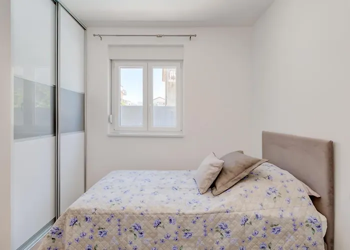 New, Private Heated Swimming Pool, Free Parking, Centar * Trogir